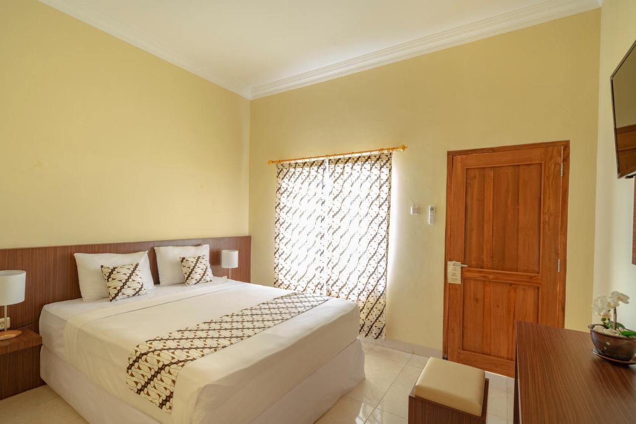 Diana Malioboro Hotel Jogja Yogyakarta Exterior foto